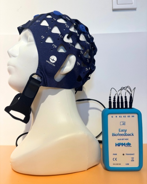Easy Biofeedback 4 kanałowy z wyposażeniem, modułem VR i czepkiem PRO